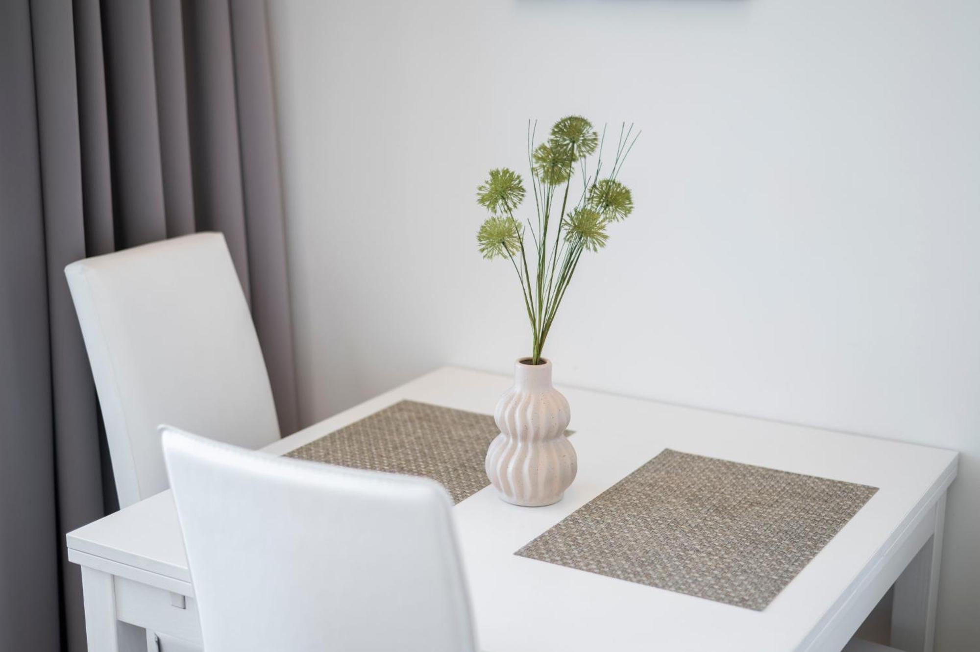 Luxury 1Bdrm On The 28Th Floor Apartment Братислава Екстериор снимка